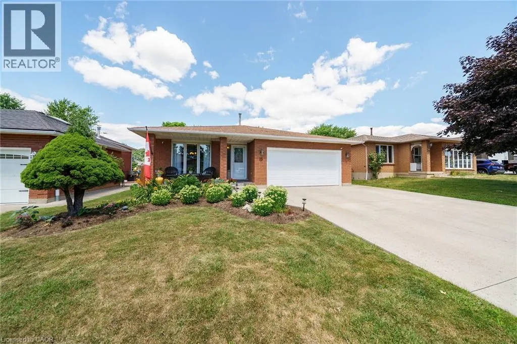 25 COUNTRY CLUB Road
