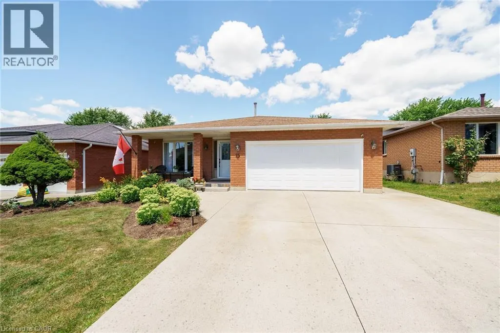 25 COUNTRY CLUB Road