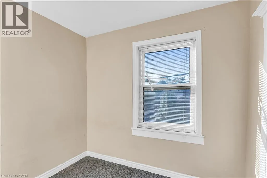 1304 -1306 KING Street E