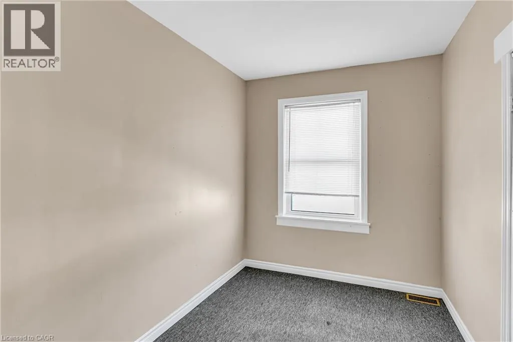 1304 -1306 KING Street E