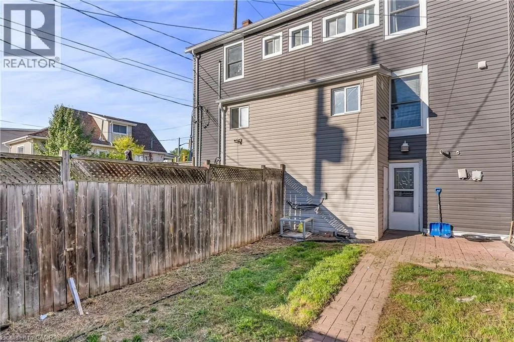 1304 -1306 KING Street E