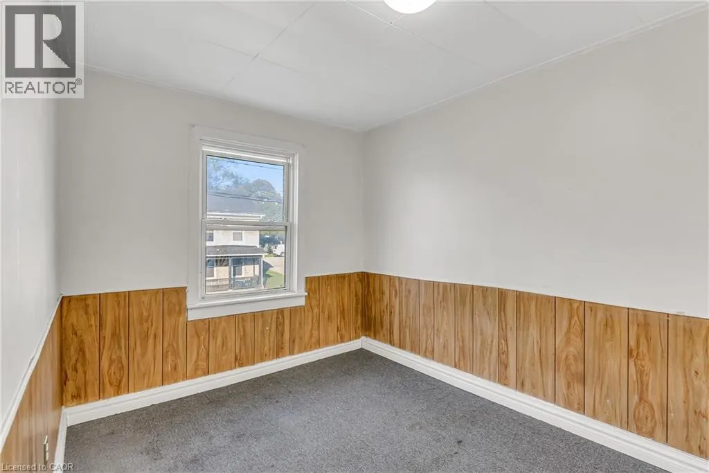 1304 -1306 KING Street E