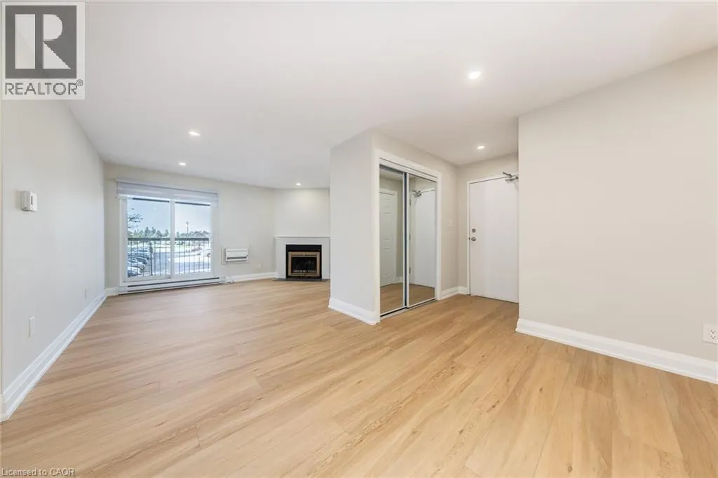 1450 GLEN ABBEY Gate Unit# 722, #722