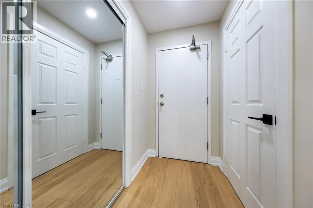 1450 GLEN ABBEY Gate Unit# 722, #722