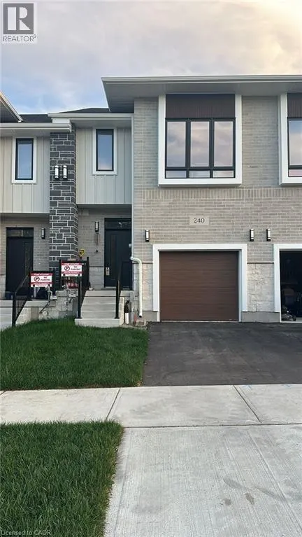 240 GREEN GATE Boulevard