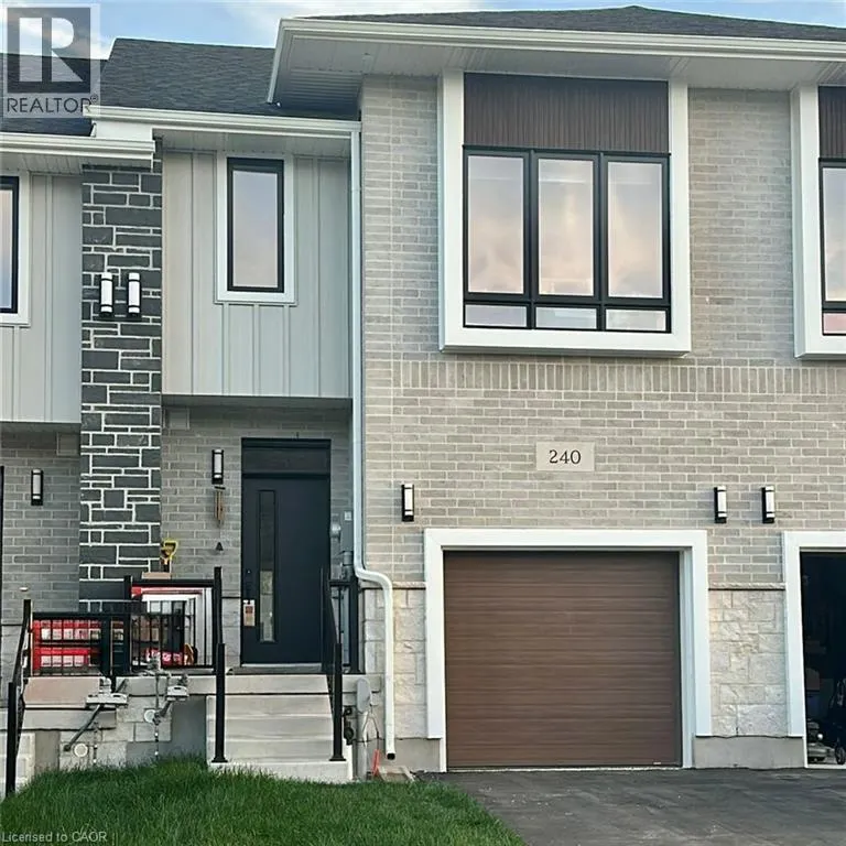 240 GREEN GATE Boulevard