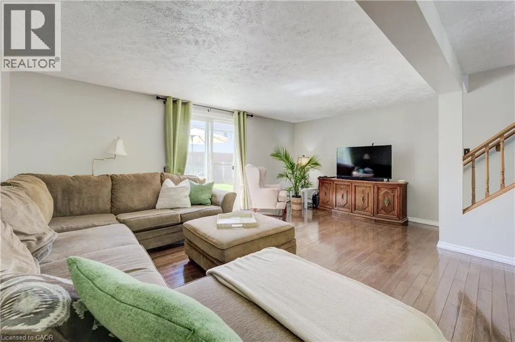 155 BANKSIDE Drive