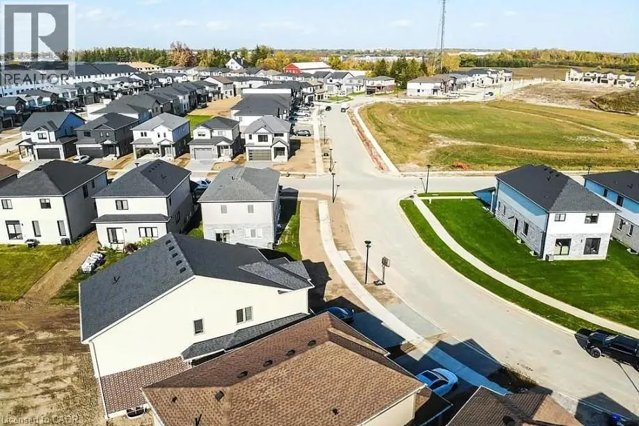 3742 SOMERSTON CRESCENT Crescent