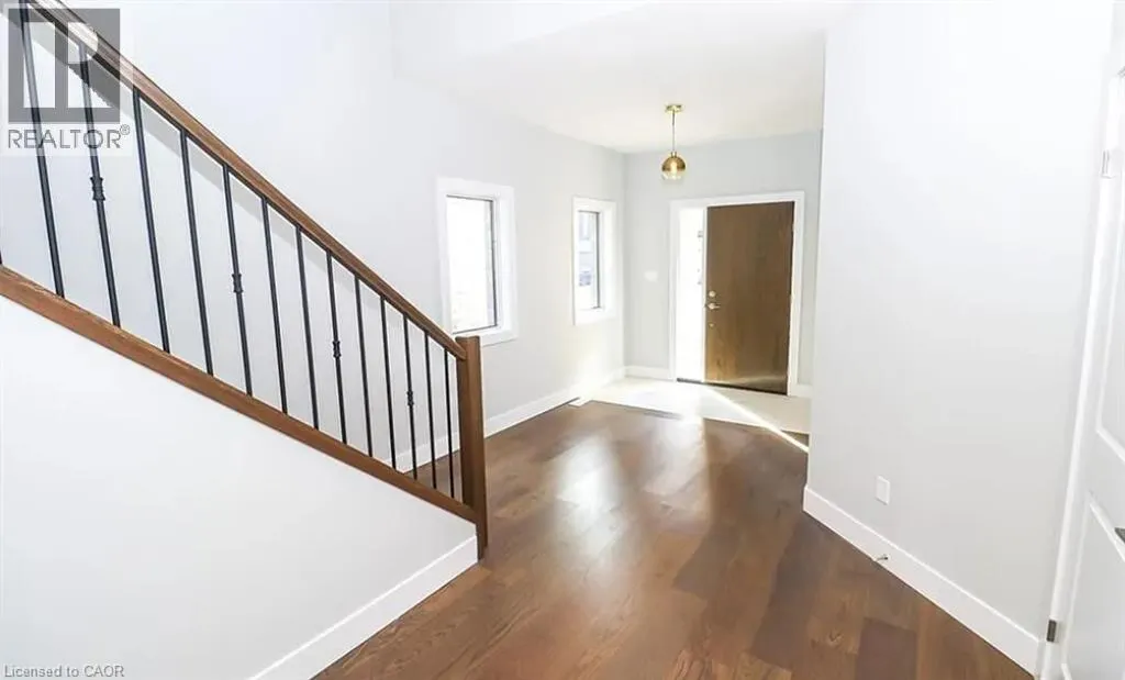3742 SOMERSTON CRESCENT Crescent