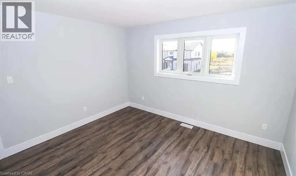 3742 SOMERSTON CRESCENT Crescent