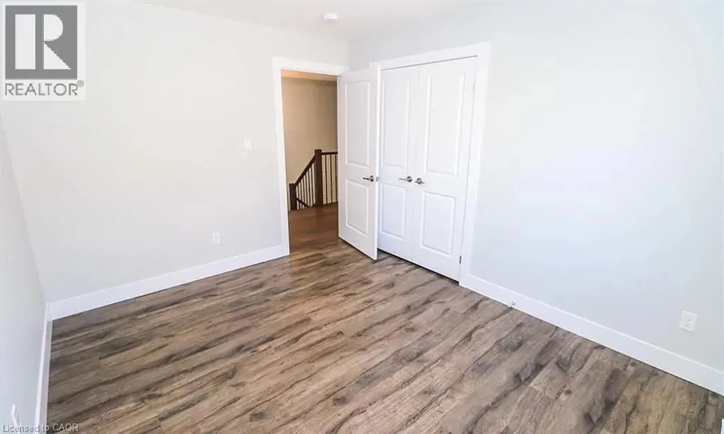 3742 SOMERSTON CRESCENT Crescent