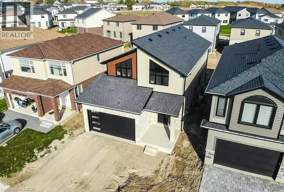 3742 SOMERSTON CRESCENT Crescent