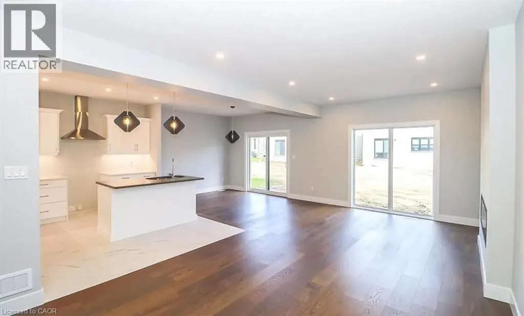 3742 SOMERSTON CRESCENT Crescent