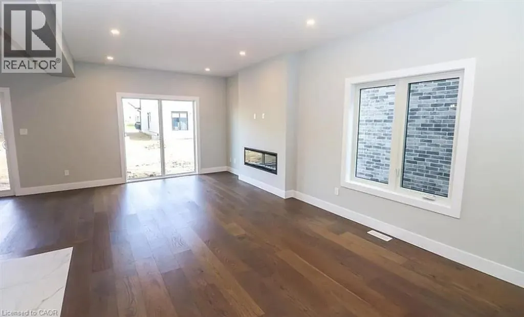 3742 SOMERSTON CRESCENT Crescent