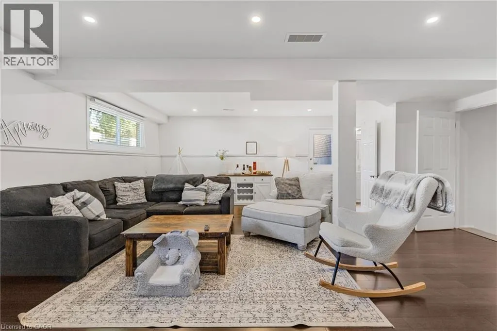 7 BASCARY Crescent