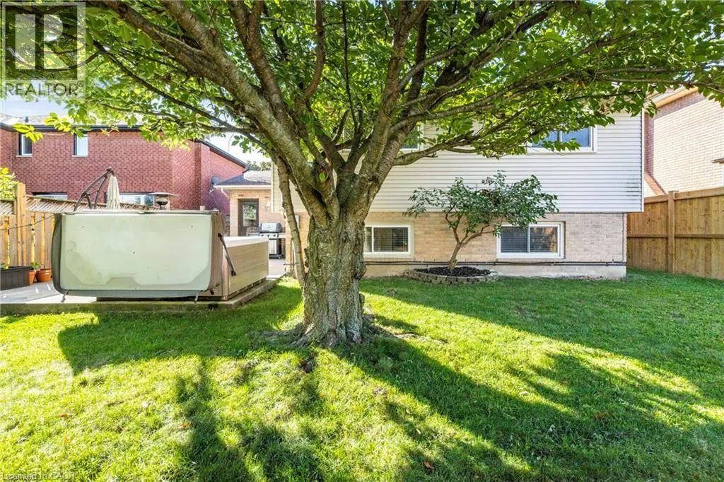 7 BASCARY Crescent