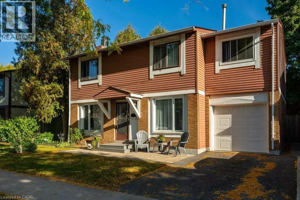 8 CHUDLEIGH Street