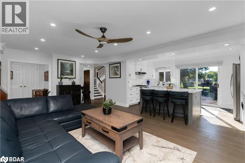 228 BAYSHORE Road