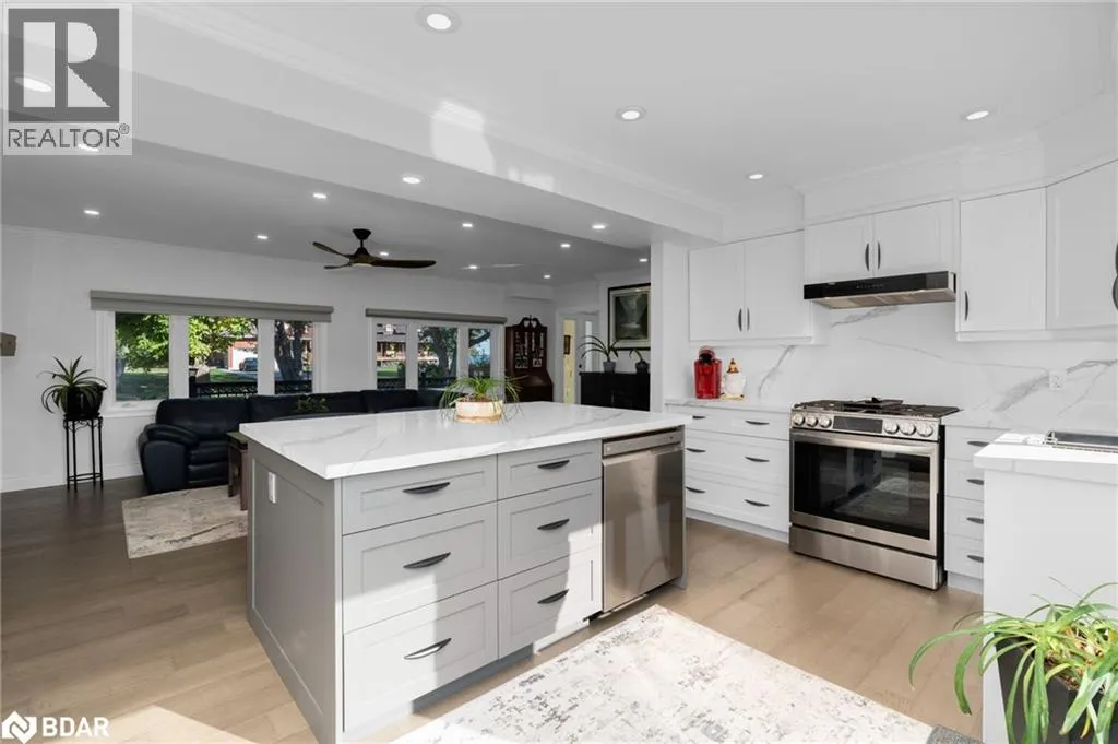 228 BAYSHORE Road
