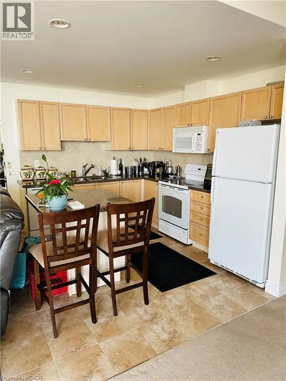 399 ELIZABETH Street Unit# 703, #703