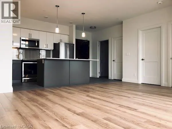399 QUEEN Street Unit# 607, #607