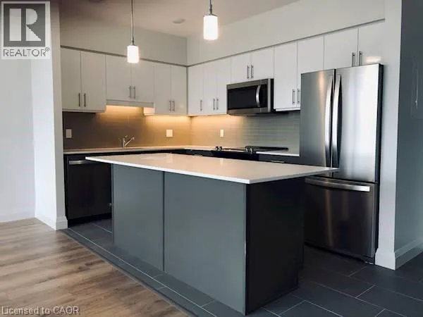 399 QUEEN Street Unit# 607, #607