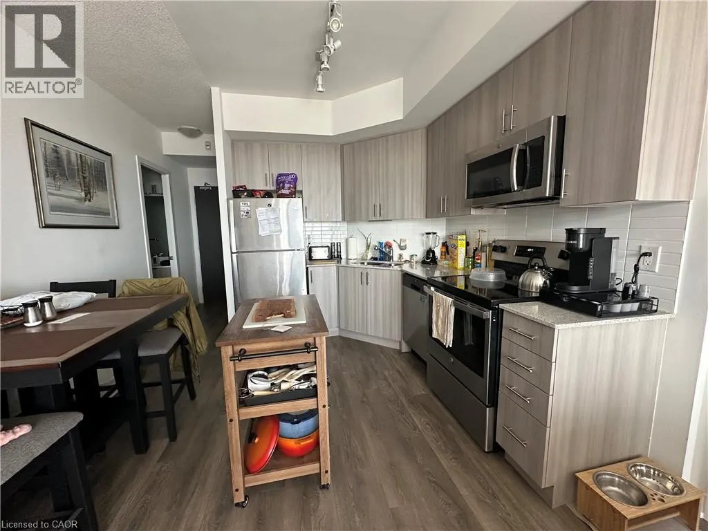 550 NORTH SERVICE Road Unit# 1006, #1006