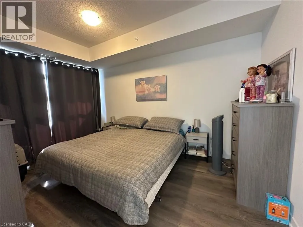 550 NORTH SERVICE Road Unit# 1006, #1006