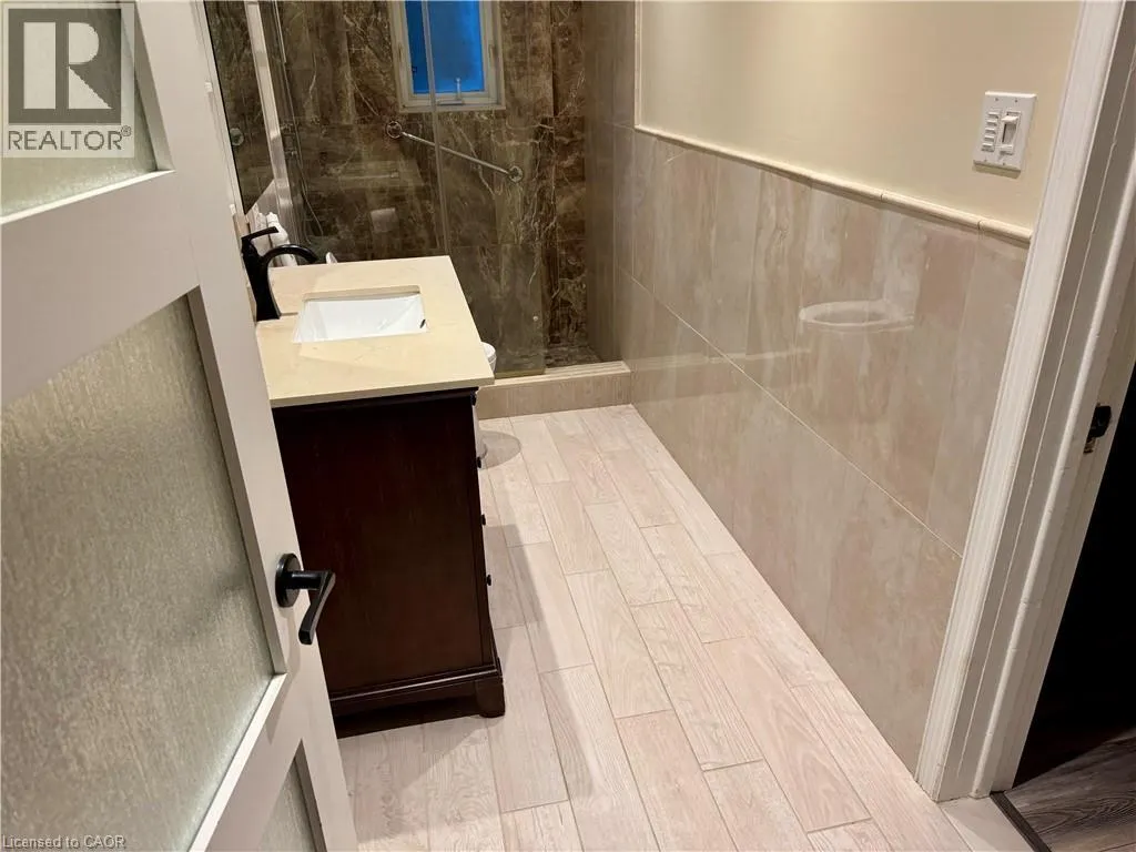170 ROCKHAVEN Lane Unit# 112, #112