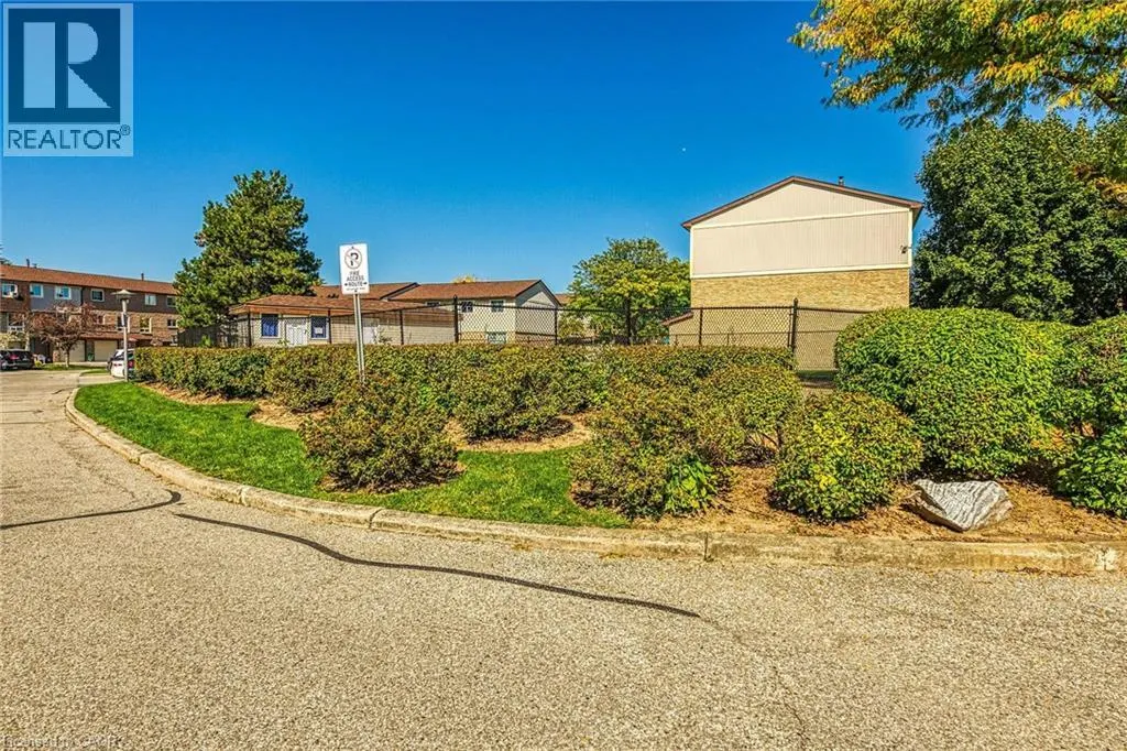 341 WILSON Drive Unit# 16, #16