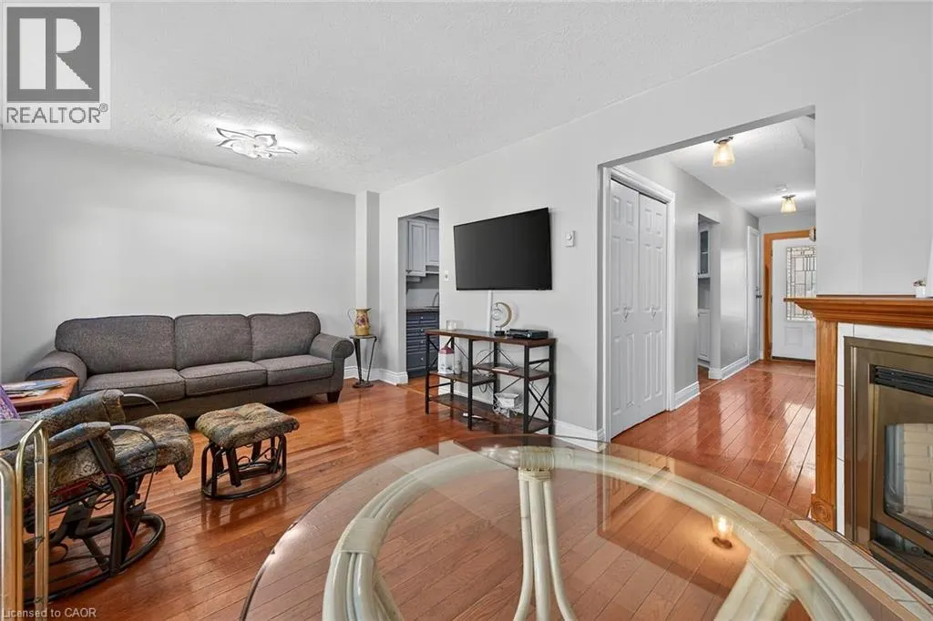 341 WILSON Drive Unit# 16, #16