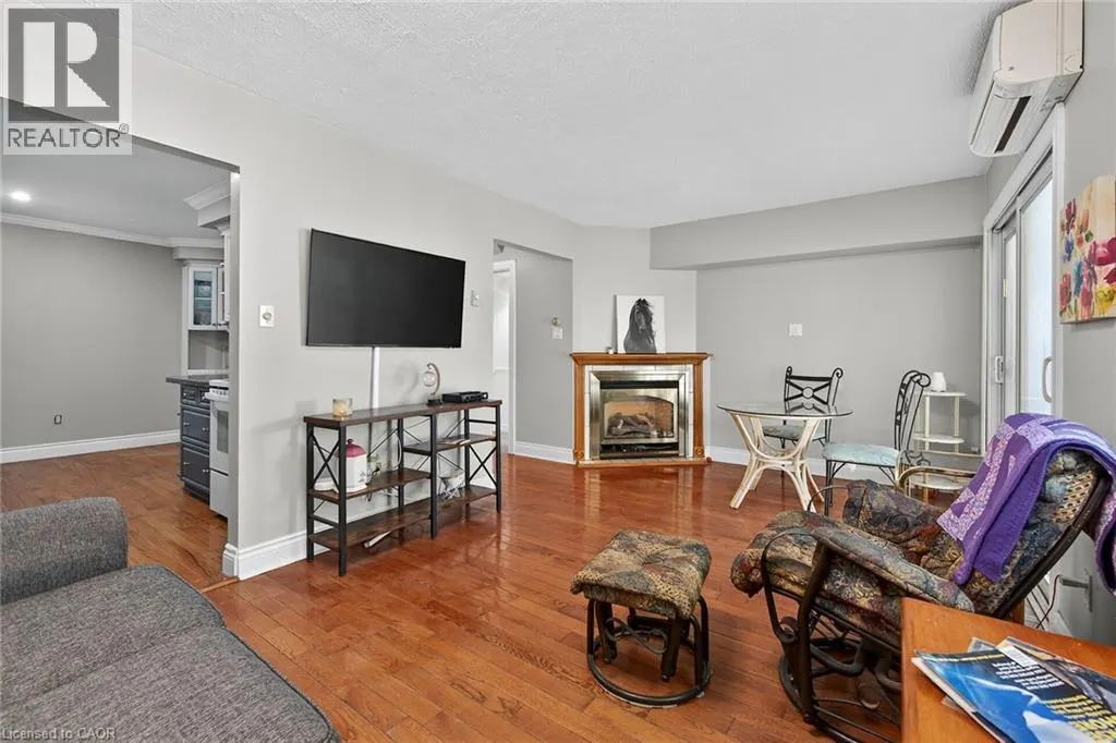 341 WILSON Drive Unit# 16, #16