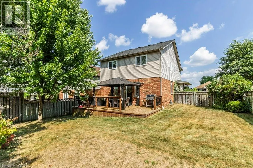 19 APPLE RIDGE Drive