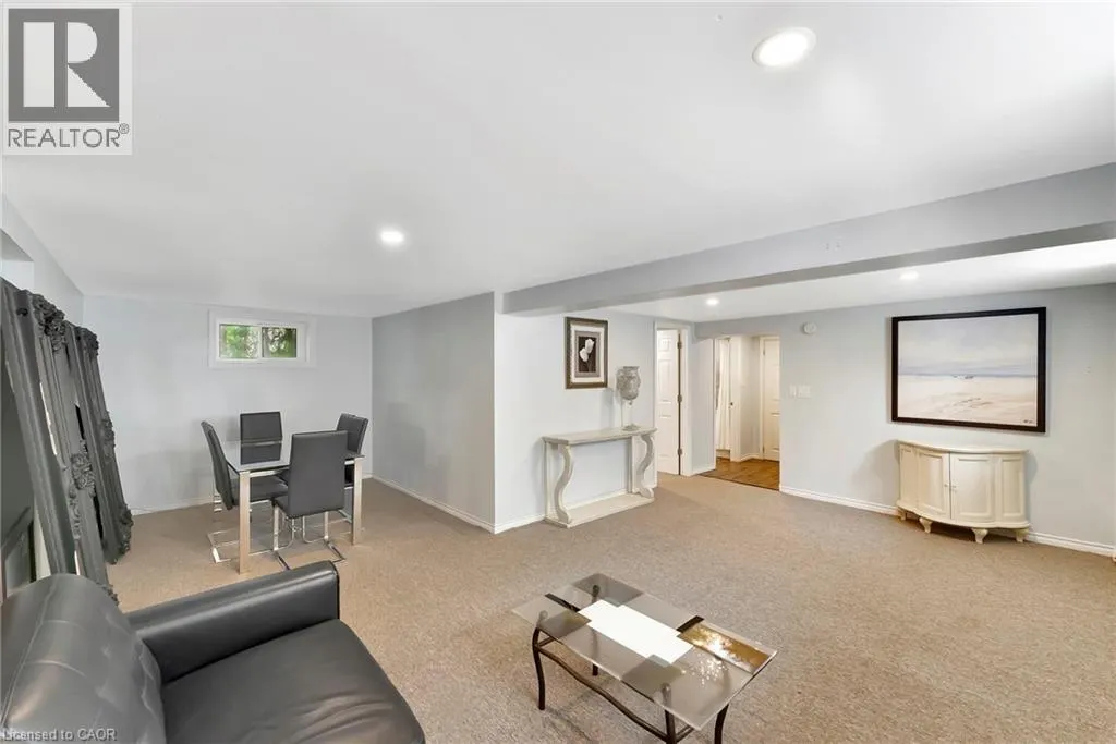 2387 GLENWOOD SCHOOL Drive