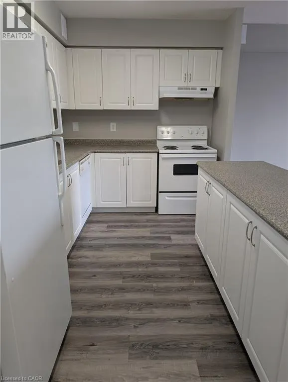 736 OLD ALBERT Street Unit# 706, #706