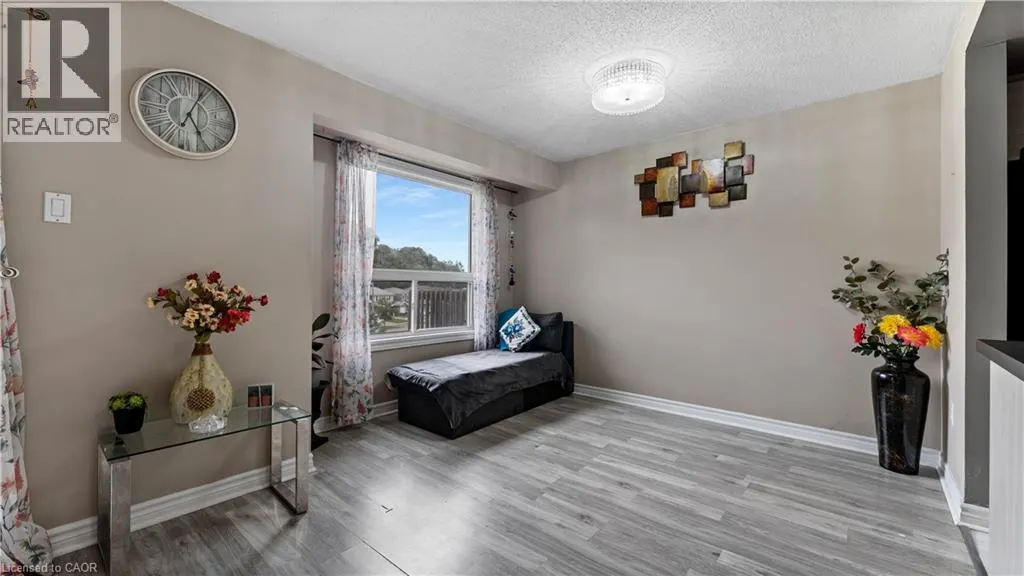 365 PIONEER Drive Unit# 16, #16