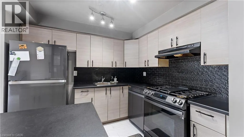 365 PIONEER Drive Unit# 16, #16