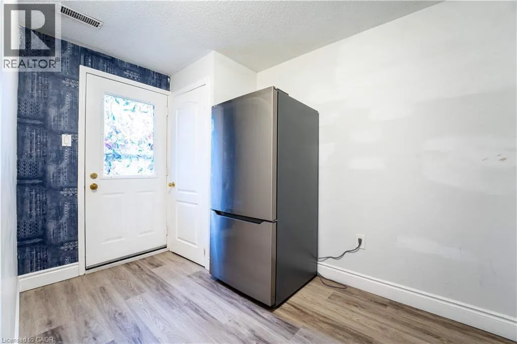 365 PIONEER Drive Unit# 16, #16