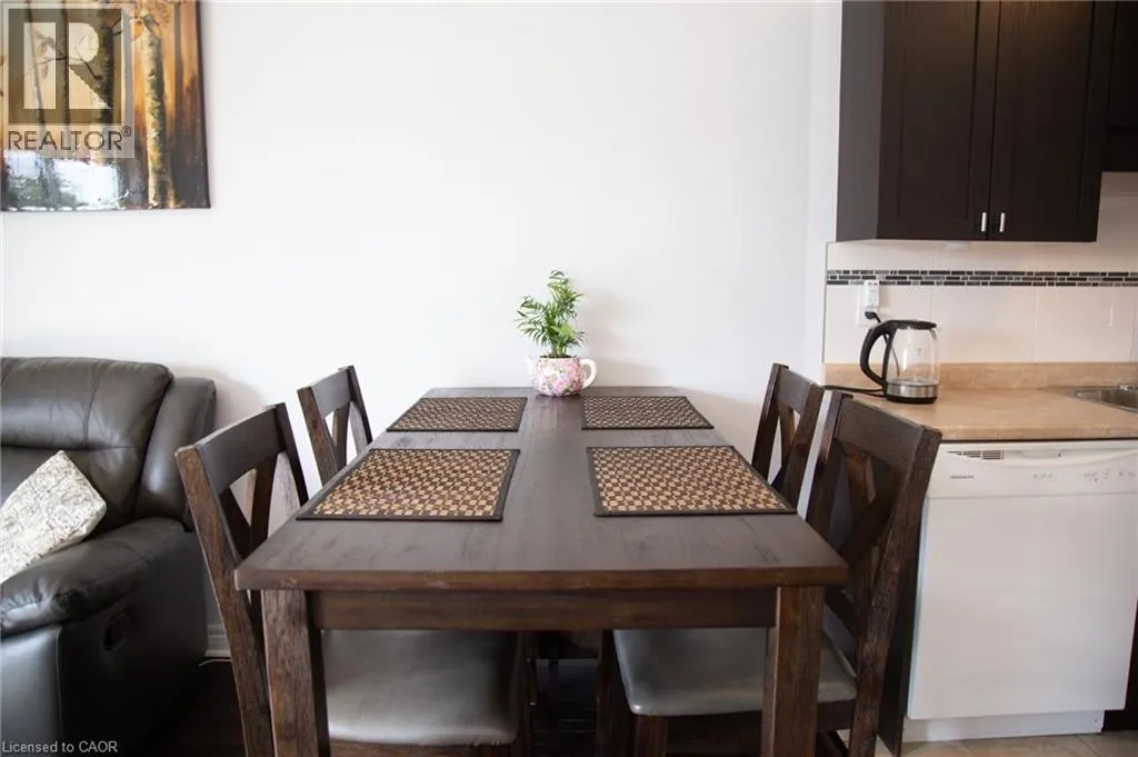 410 QUEEN Street S Unit# 25, #25
