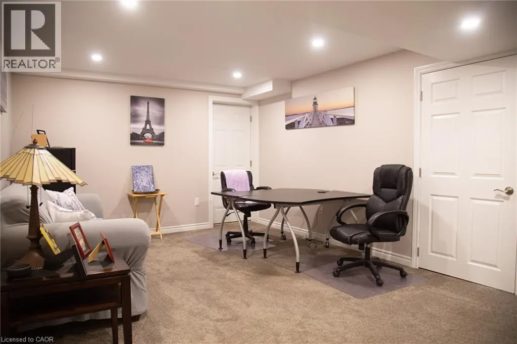 410 QUEEN Street S Unit# 25, #25