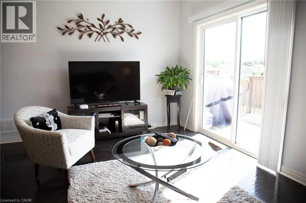 410 QUEEN Street S Unit# 25, #25