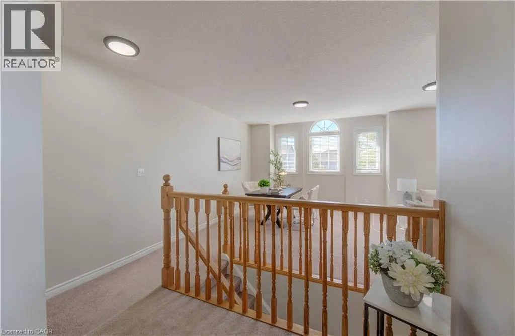 232 BUTTERCUP Court