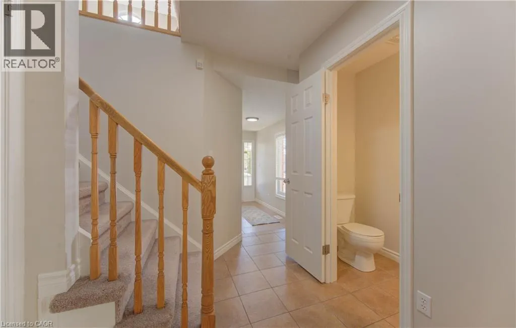 232 BUTTERCUP Court