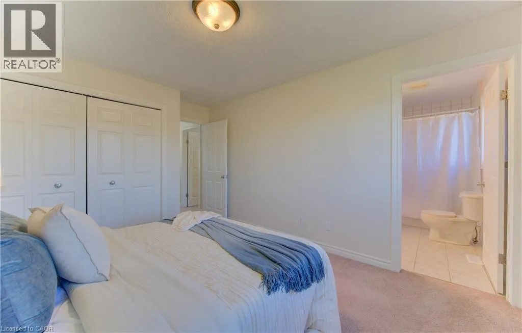 232 BUTTERCUP Court