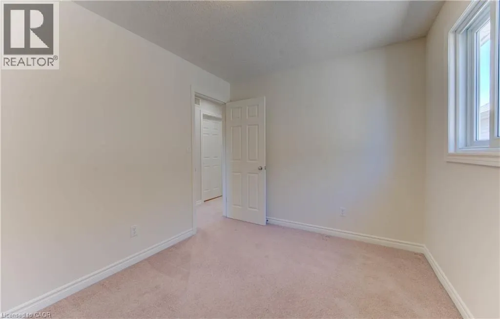 232 BUTTERCUP Court