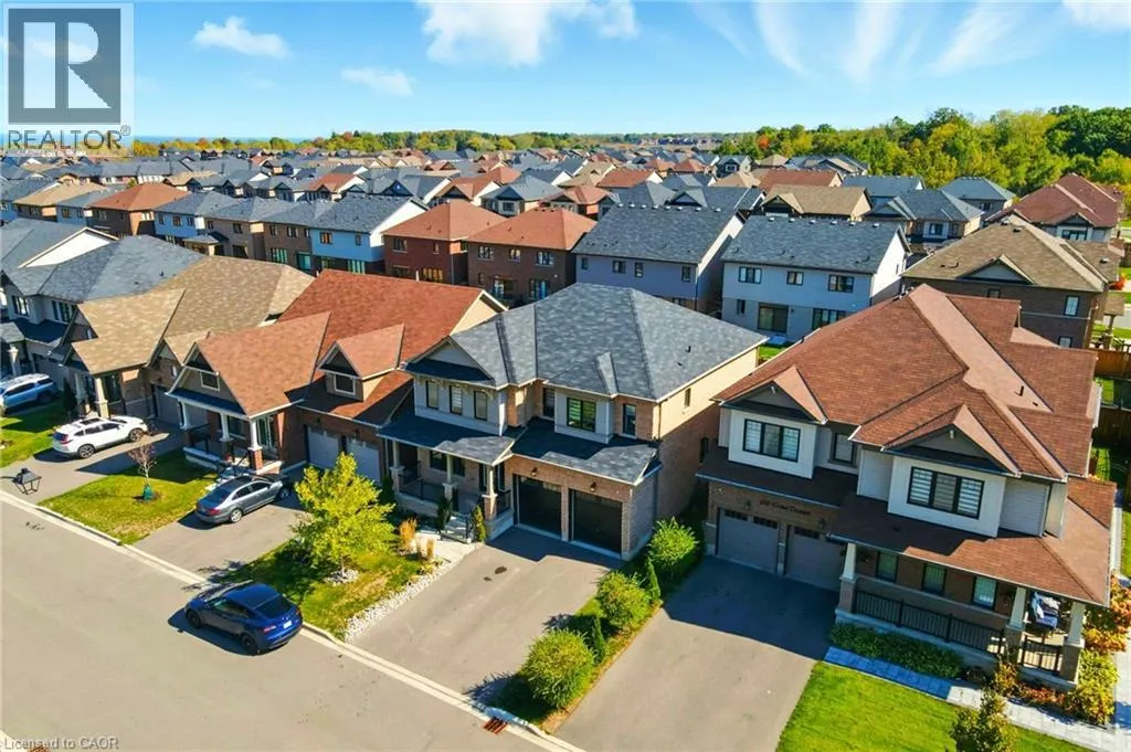 126 CACTUS Crescent
