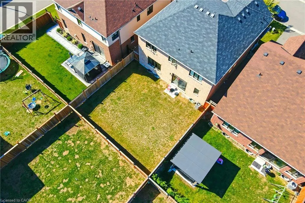 126 CACTUS Crescent