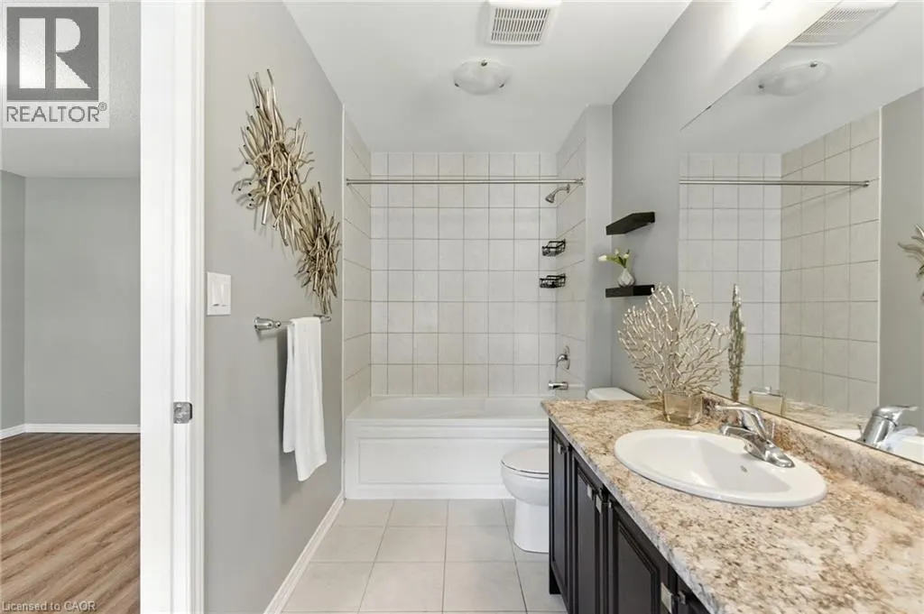 126 CACTUS Crescent