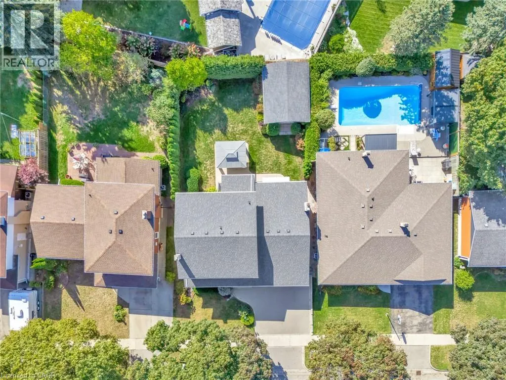 73 CHAMPLAIN Crescent