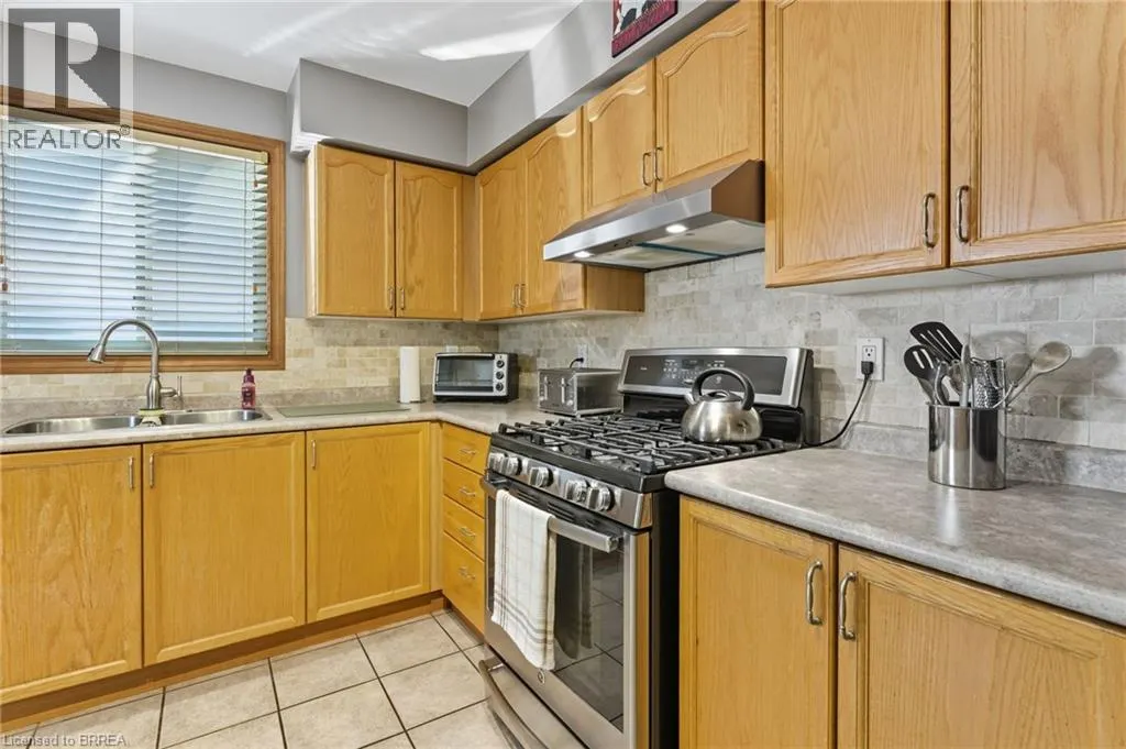23 GARNERS Lane